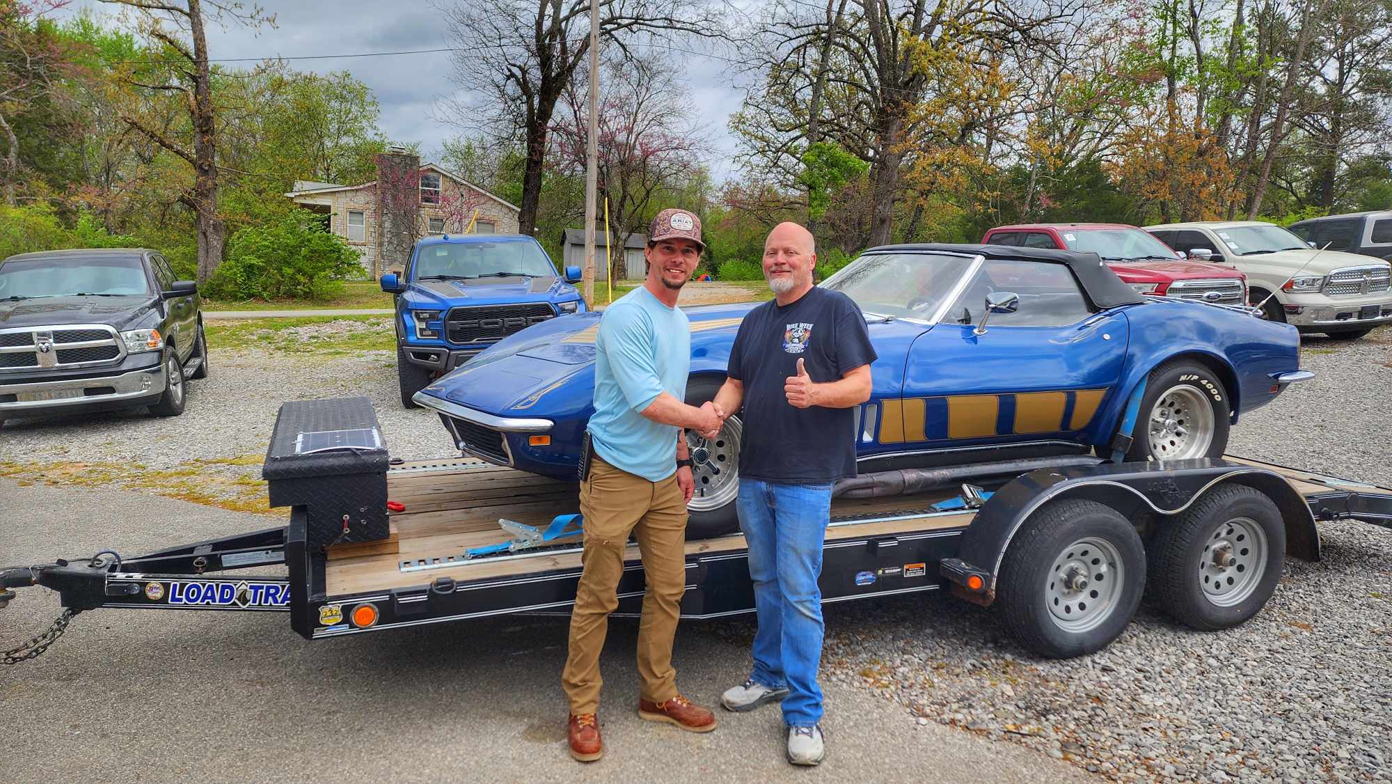 Southside Auto Sales customer approved for a bad credit auto loan in Batesville AR after trading in vehicle