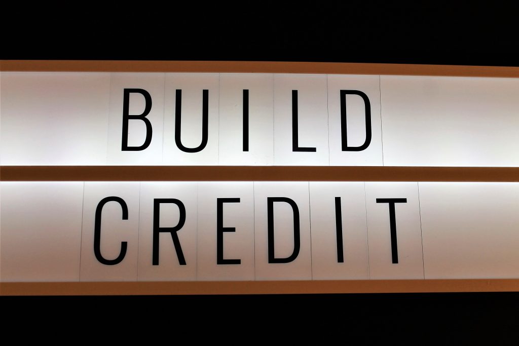 Rebuild credit with a car loan in Arkansas at Southside Auto Sales