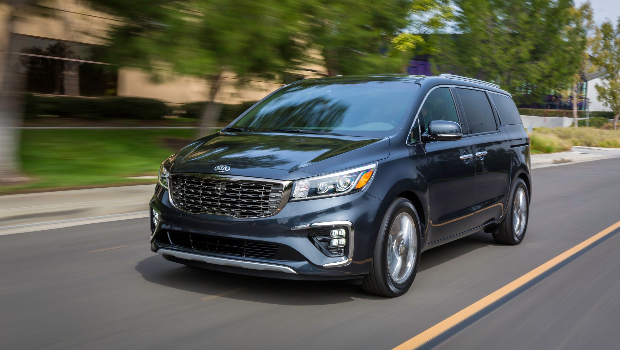 Kia Sedona used family car