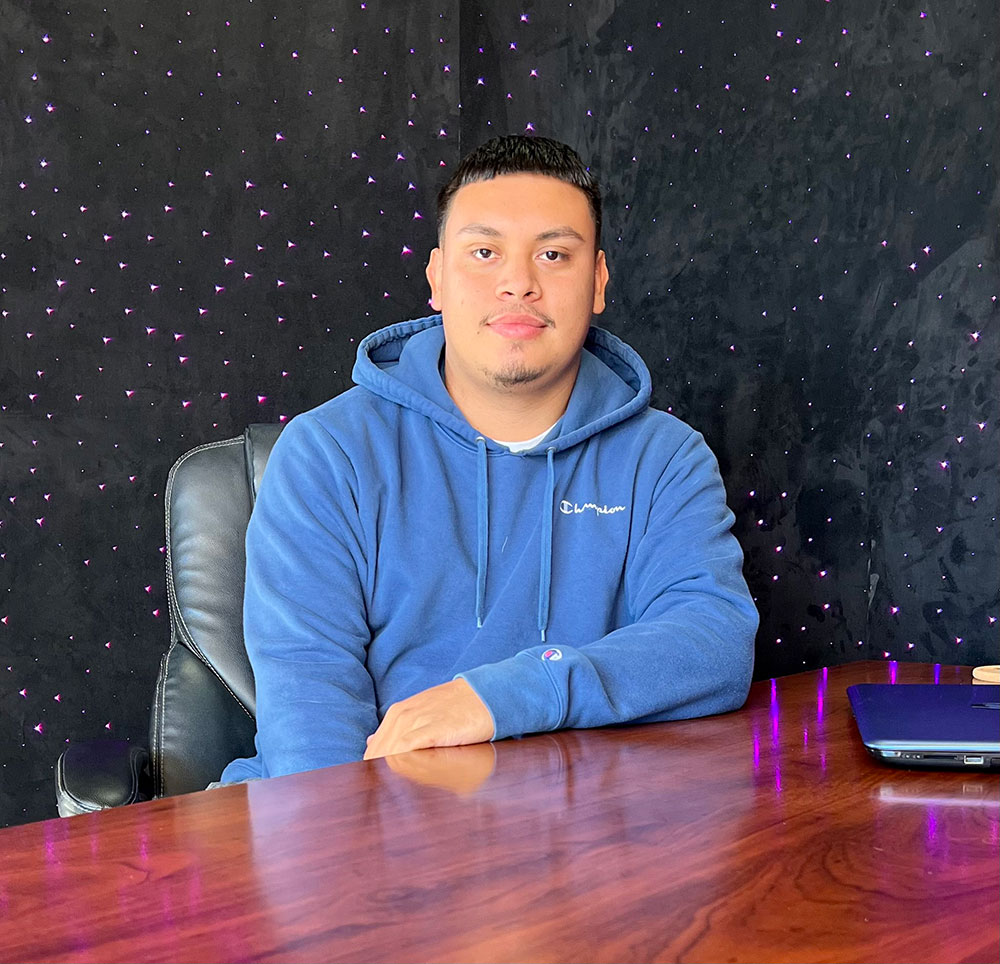 About CarZone Auto Sales Used Car Dealer in Kenosha, WI