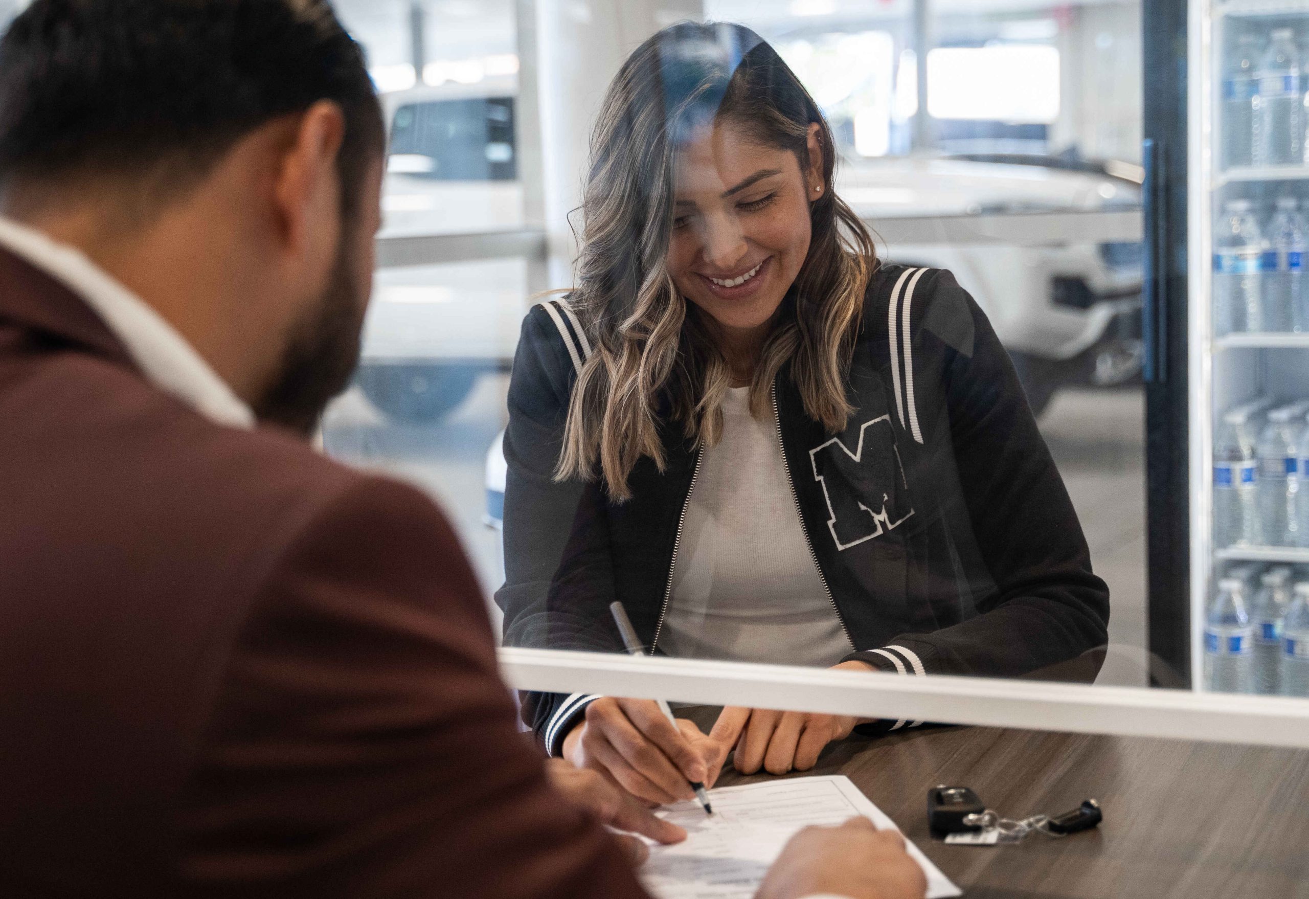 Cash-vs.-Financing-Why-Cash-Car-Deals-Are-Ideal-for-Cheap-Car-Buyers
