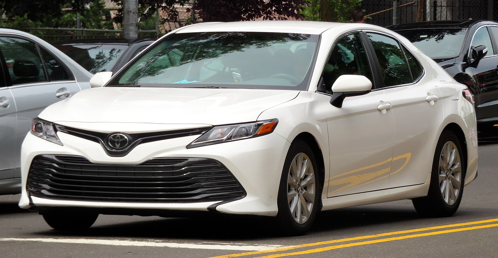 Best Used Hybrid Cars for Florida Drivers (Gas Savings in 2026)