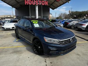 2019 VOLKSWAGEN PASSAT 2.0T SE R-LINE SEDAN 4D