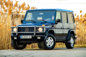 Dark blue Mercedes-Benz G-Wagon