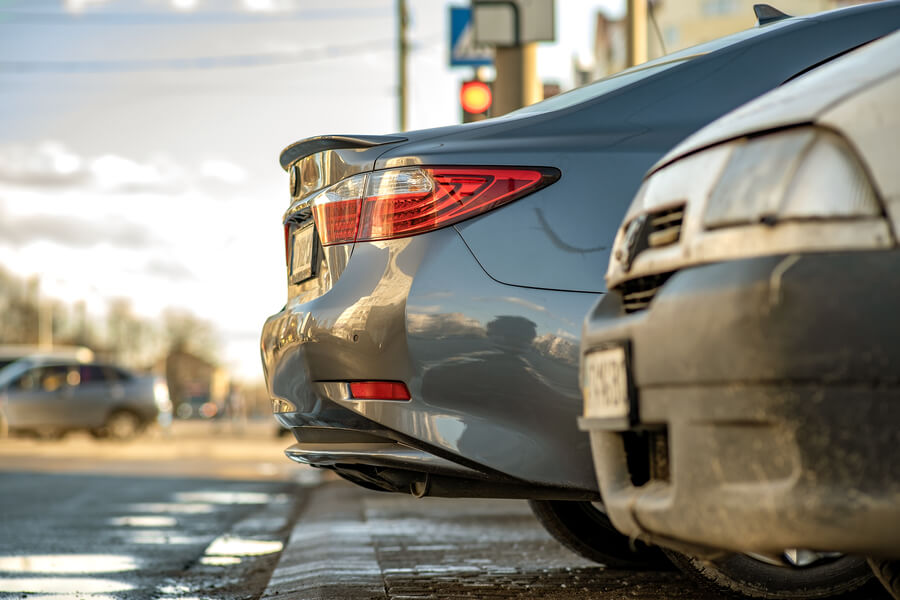 Is income tax refund considered income - Cars stopped at a traffic light.