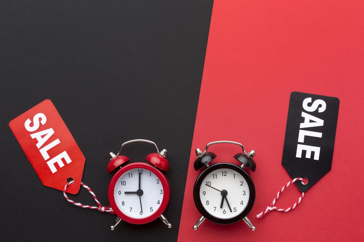 Used-Car Buying Tip #7: Time Your Offer (End-of-Month & Rainy-Day Wins)