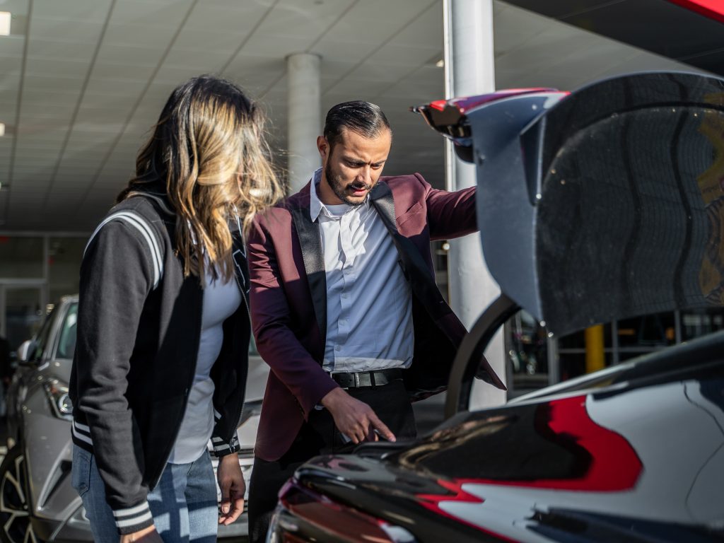 Dealer & Customer