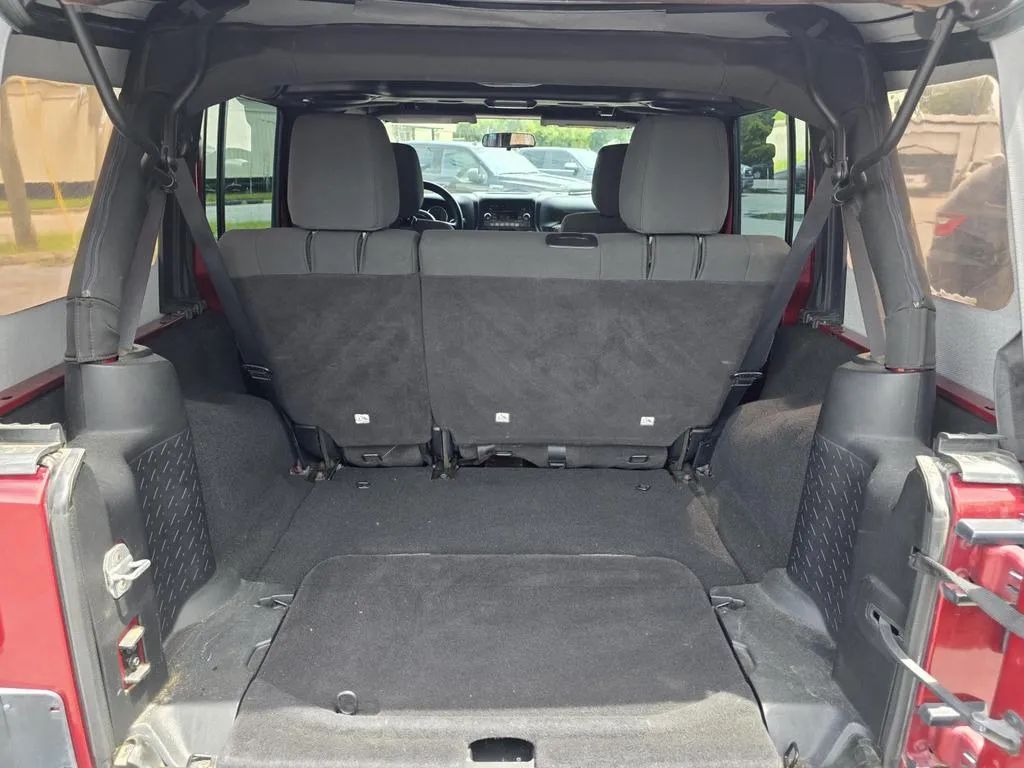 jeep wrangler 2012 unlimited sport suv 4d elite motors