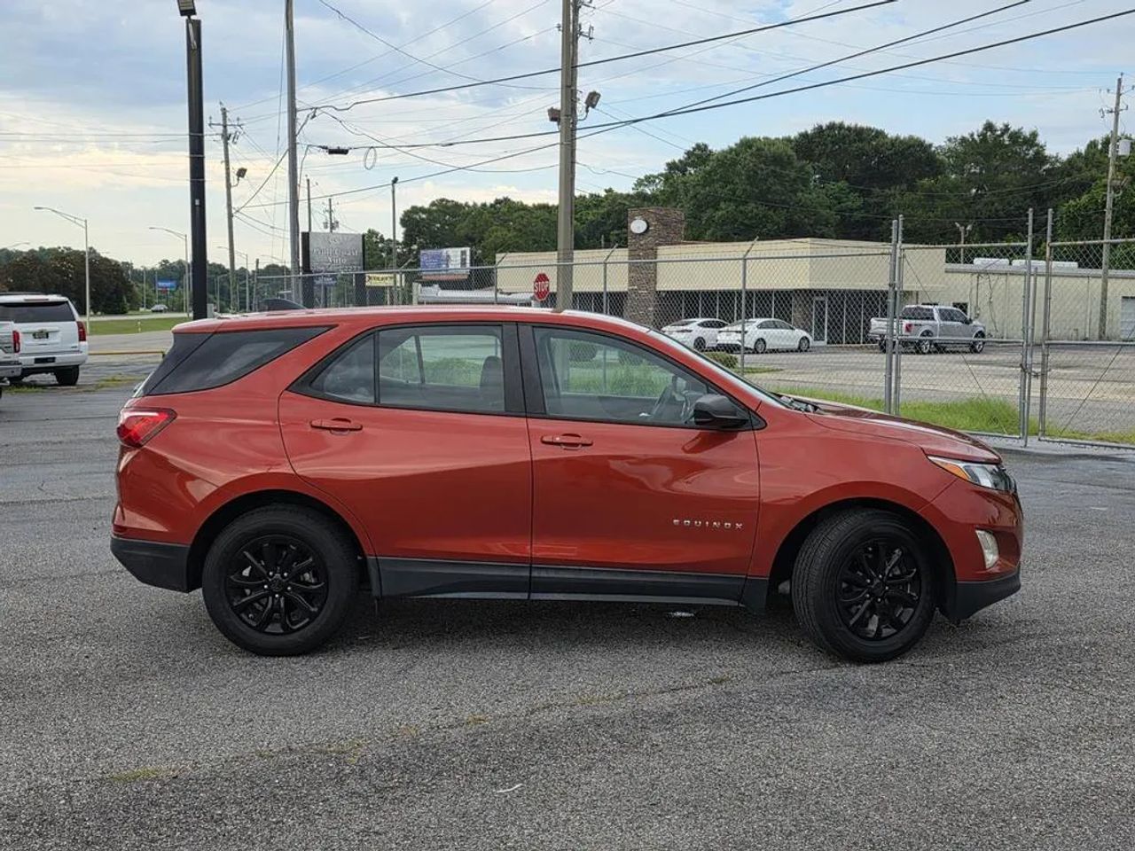 Drive the 2020 Chevrolet Equinox LS with confidence — affordable SUVs at Elite Motors Mobile AL