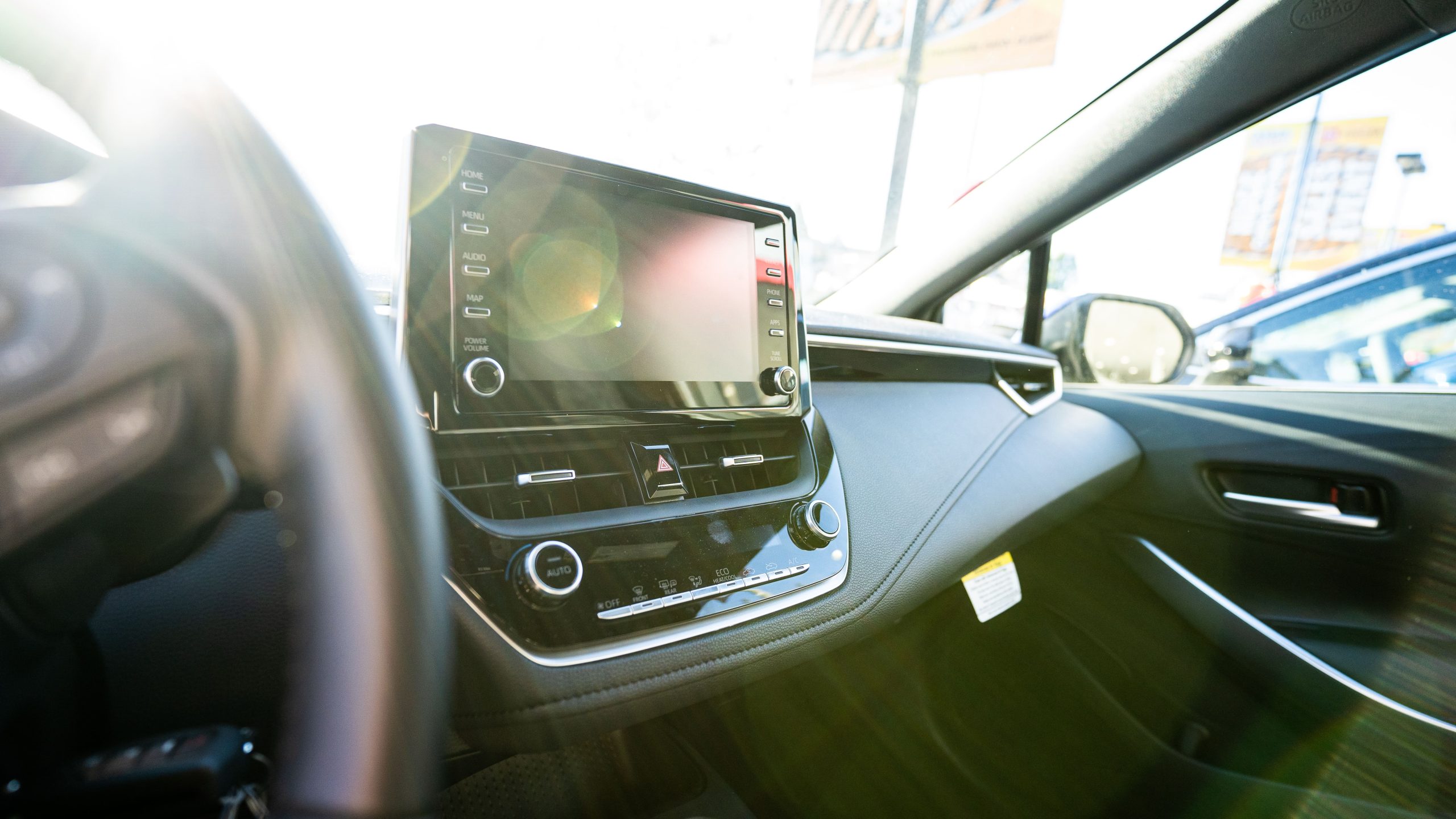 Choosing the Right Used Van for Your Business: A Comprehensive Guide