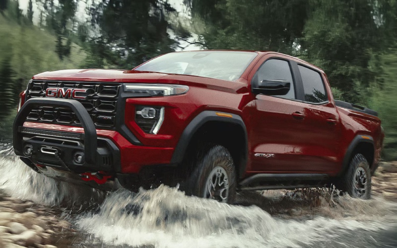 2026GMCCanyon-exterior-01